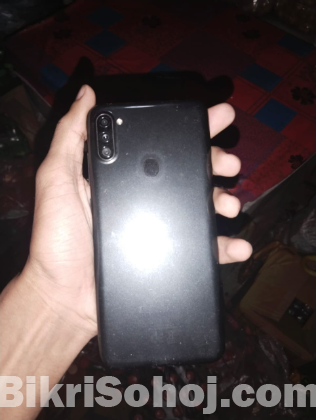 Samsung m11